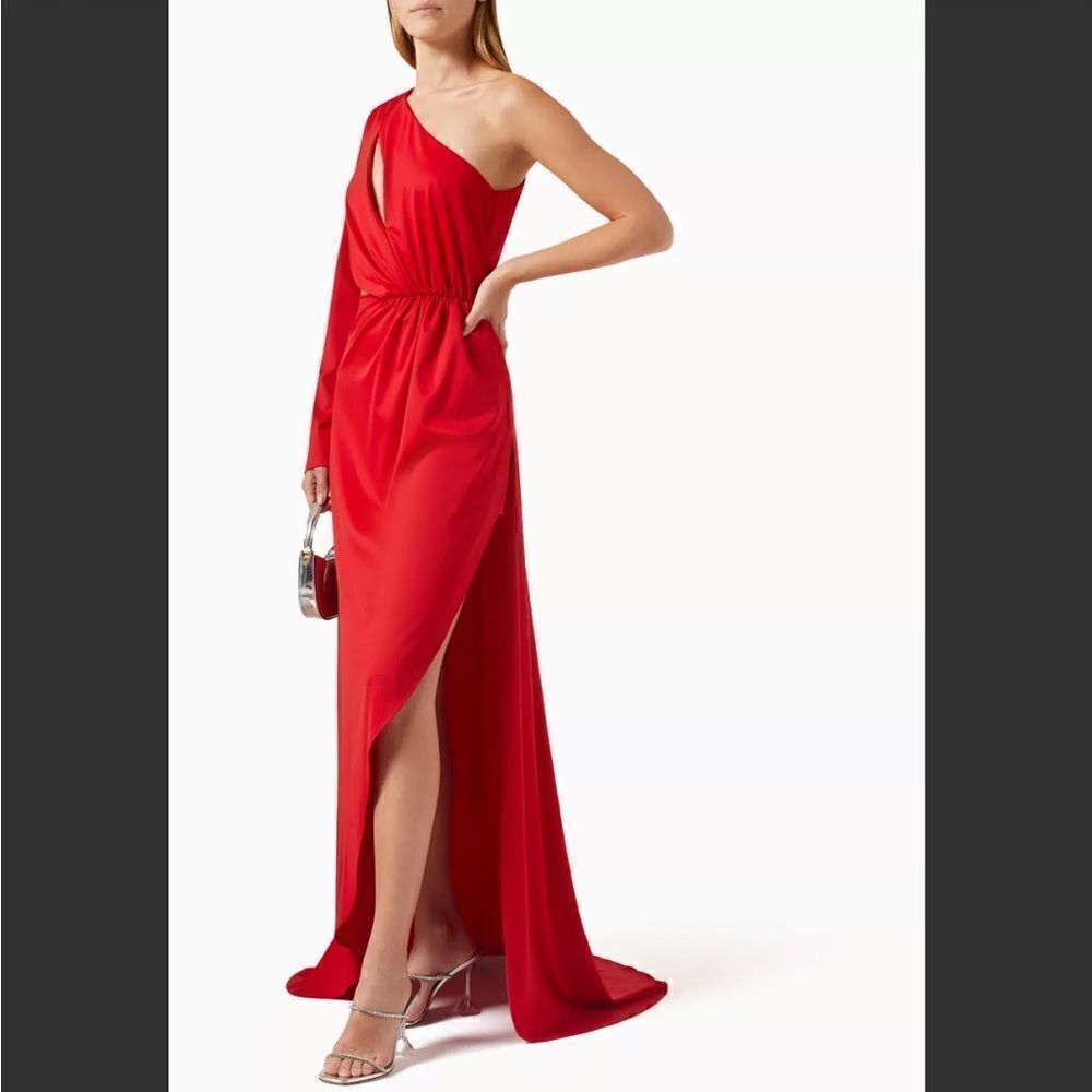 YAURA
Salewa red dress One-shoulder Maxi Gown in Viscose🤎